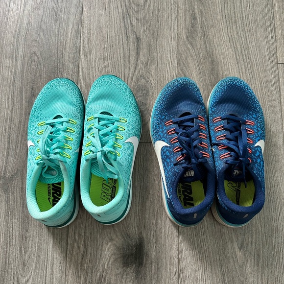 Nike Women’s Teal and Navy Running Shoes - Picture 2 of 5